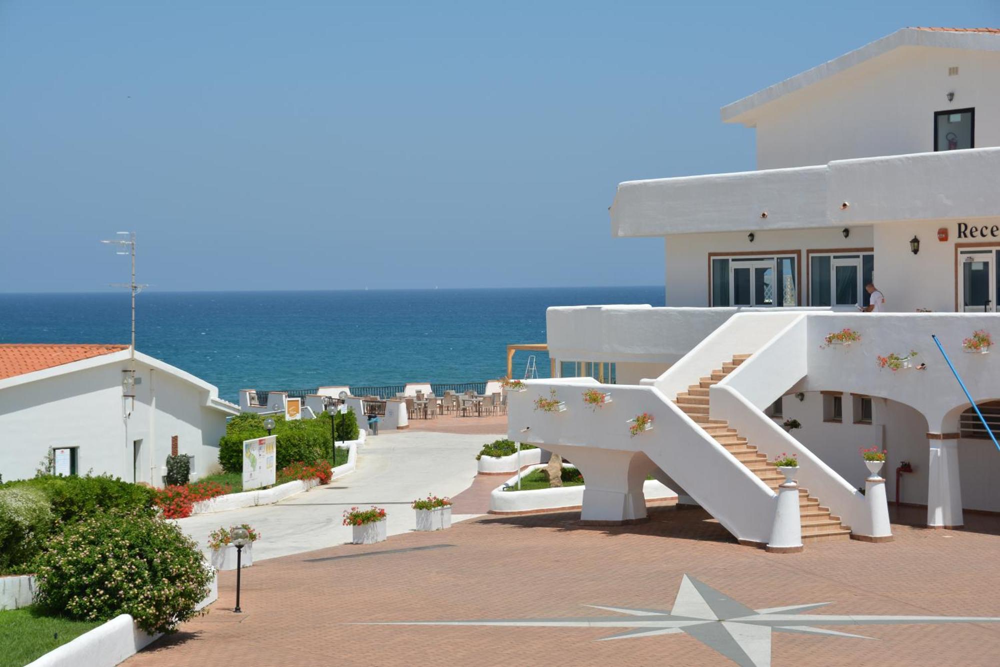 Acqua Di Mare Hotel E Resort Sorso Exteriör bild