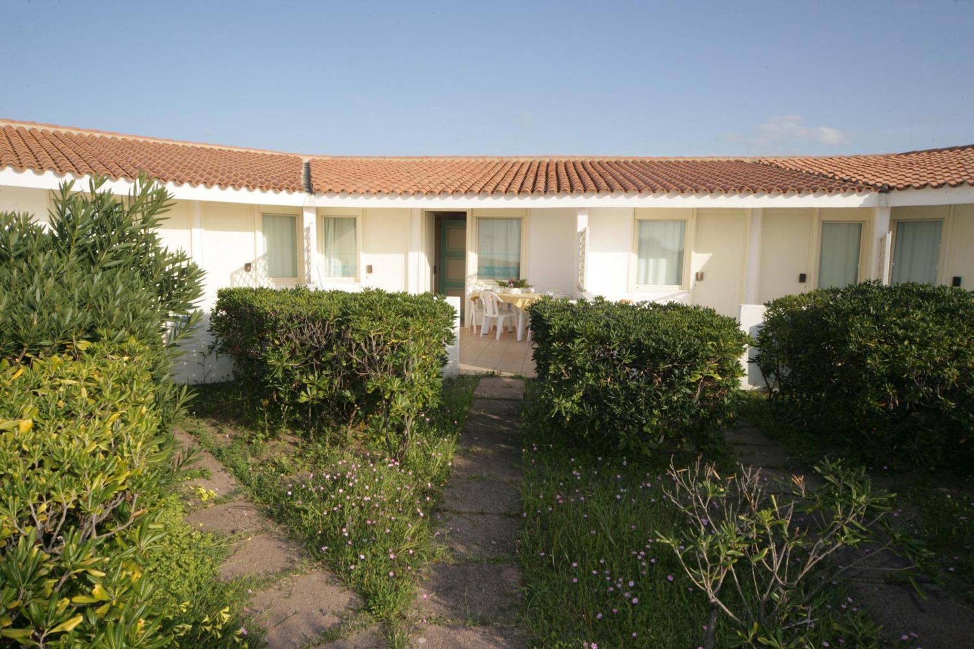 Acqua Di Mare Hotel E Resort Sorso Exteriör bild